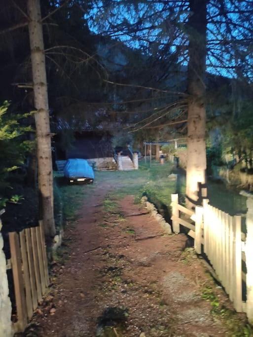 Chalet Accueillant Et Familial Saint-Martin-Vésubie エクステリア 写真